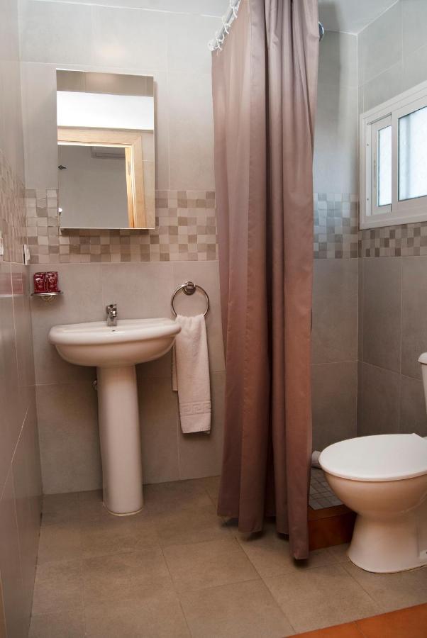 Hostal Batato Вехер-де-ла-Фронтера Екстер'єр фото